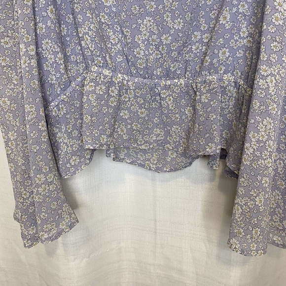 Astr Purple Floral Cold Shoulder Peplum Top - Picture 8 of 8